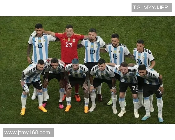 右边锋位置的足球巨星盘点及其精彩表现解析